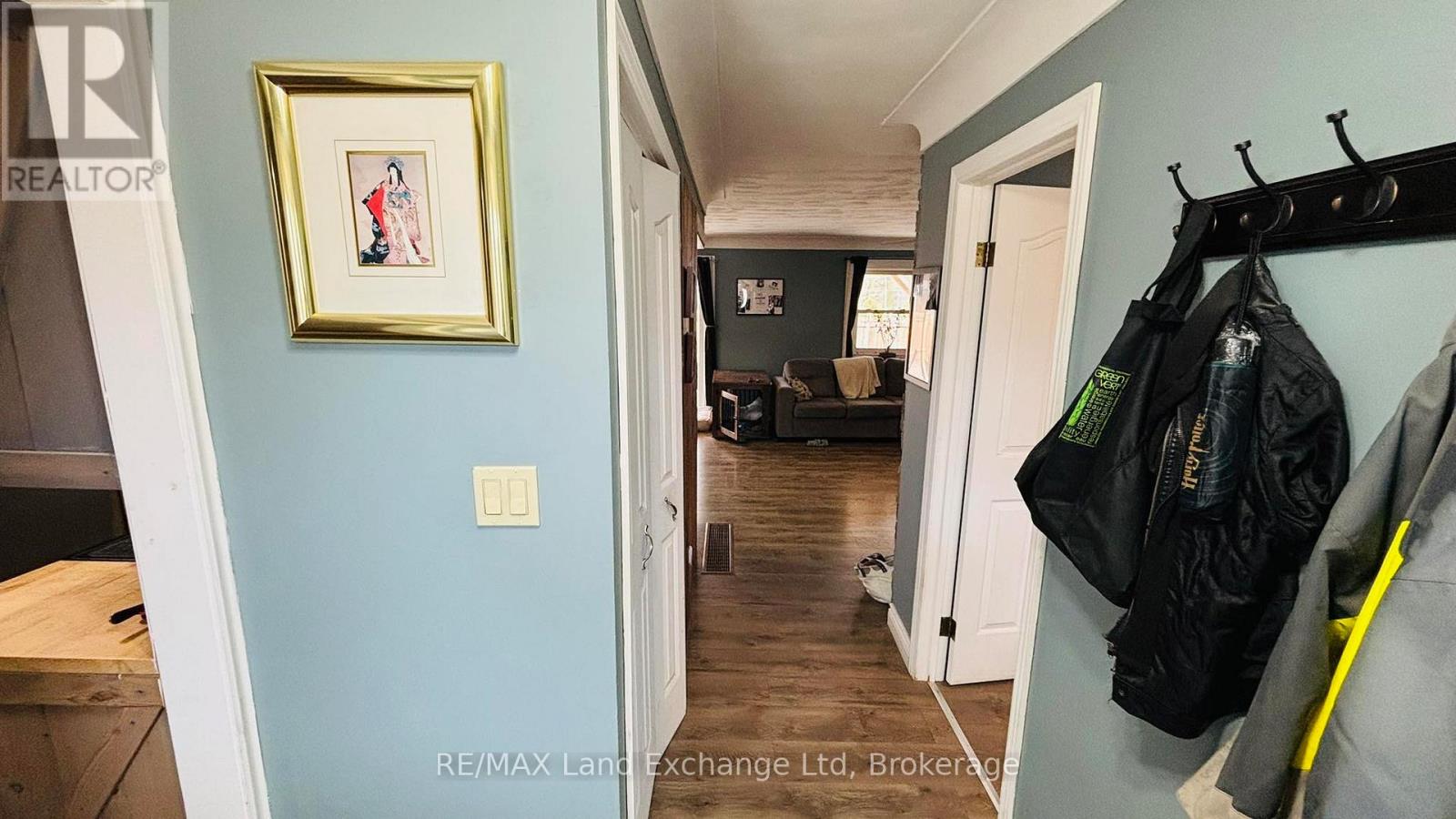 1041 Main Street, Howick, Ontario  N0G 2X0 - Photo 16 - X12982502