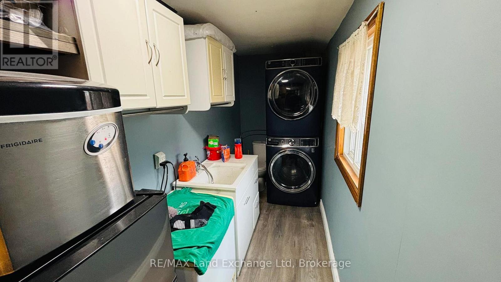 1041 Main Street, Howick, Ontario  N0G 2X0 - Photo 4 - X12982502