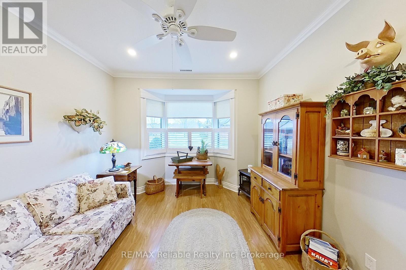 24 Bayfield Mews Lane, Bluewater, Ontario  N0M 1G0 - Photo 11 - X12982538