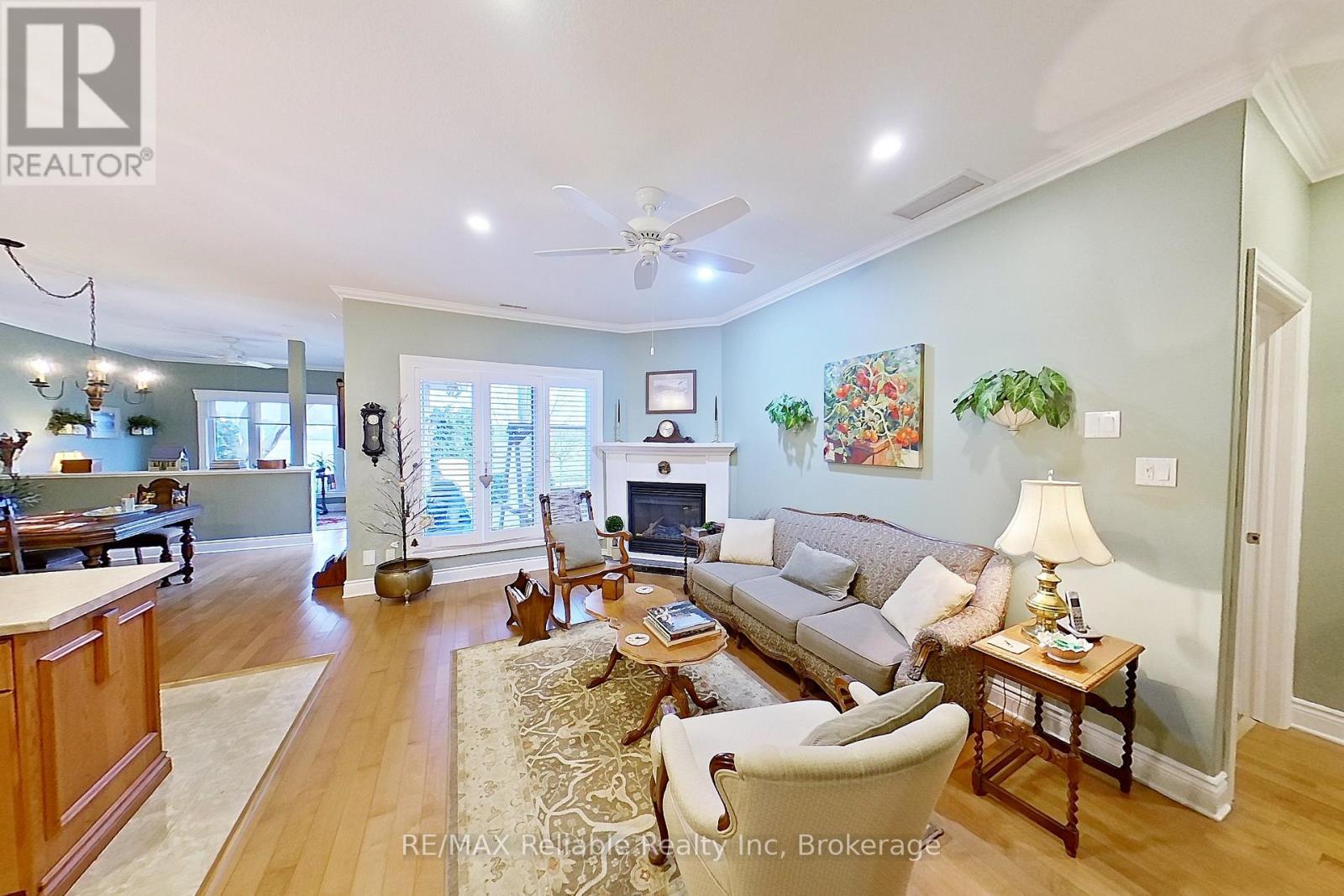 24 Bayfield Mews Lane, Bluewater, Ontario  N0M 1G0 - Photo 14 - X12982538