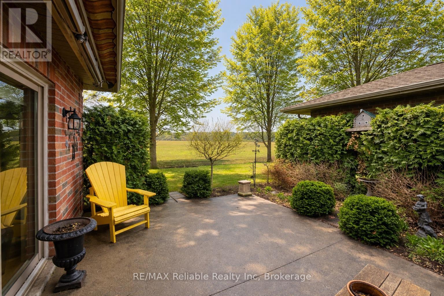 24 Bayfield Mews Lane, Bluewater, Ontario  N0M 1G0 - Photo 3 - X12982538