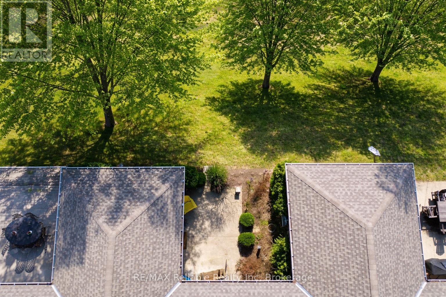 24 Bayfield Mews Lane, Bluewater, Ontario  N0M 1G0 - Photo 4 - X12982538