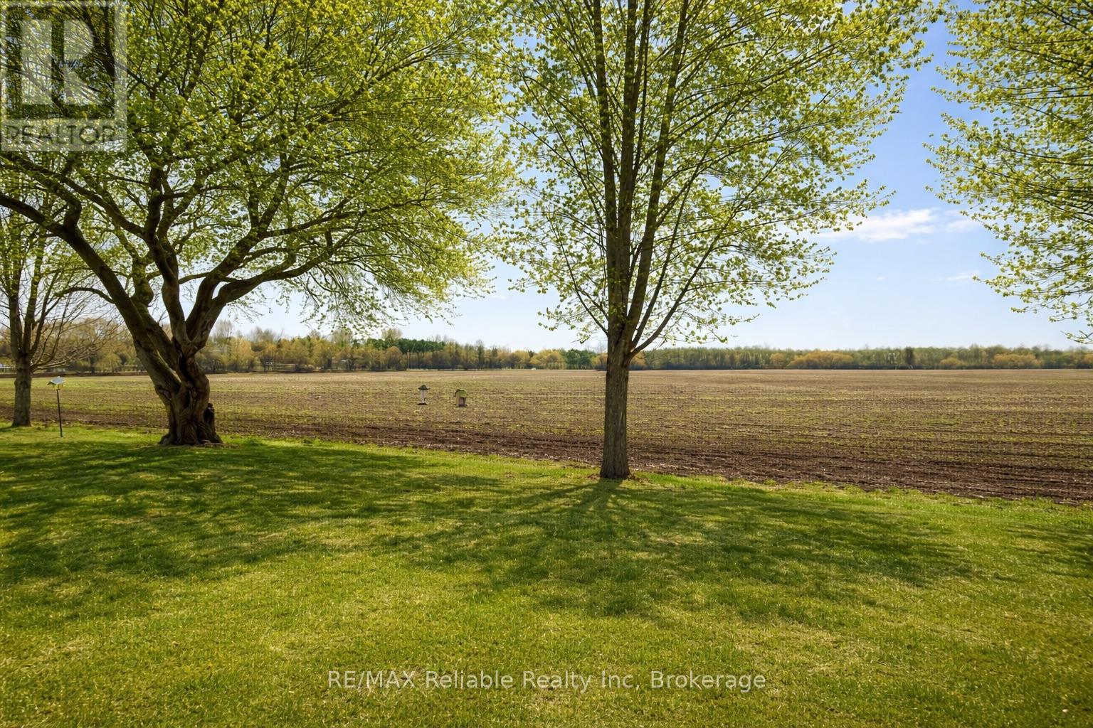 24 Bayfield Mews Lane, Bluewater, Ontario  N0M 1G0 - Photo 40 - X12982538