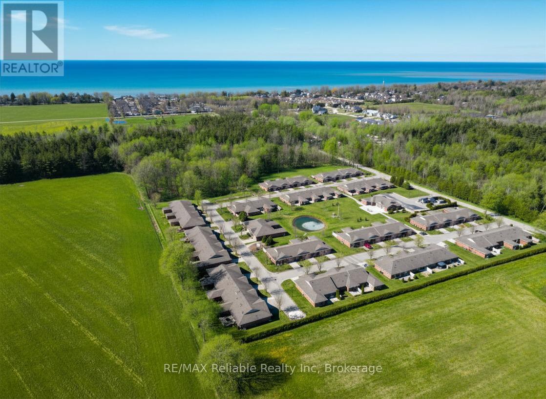 24 Bayfield Mews Lane, Bluewater, Ontario  N0M 1G0 - Photo 43 - X12982538