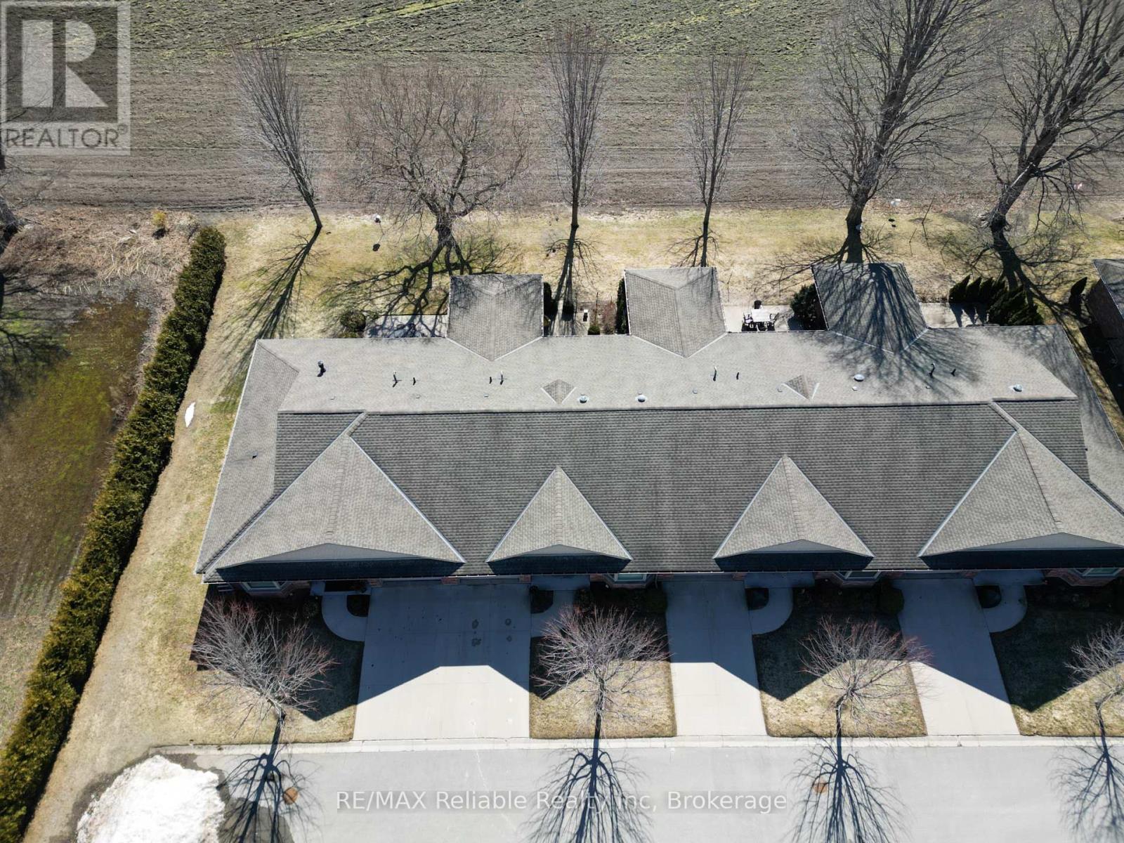 24 Bayfield Mews Lane, Bluewater, Ontario  N0M 1G0 - Photo 5 - X12982538