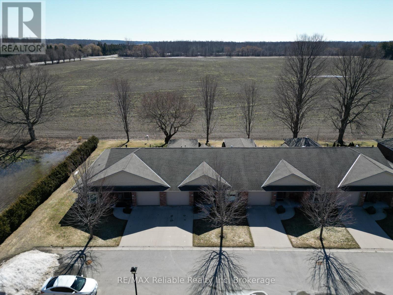 24 Bayfield Mews Lane, Bluewater, Ontario  N0M 1G0 - Photo 6 - X12982538