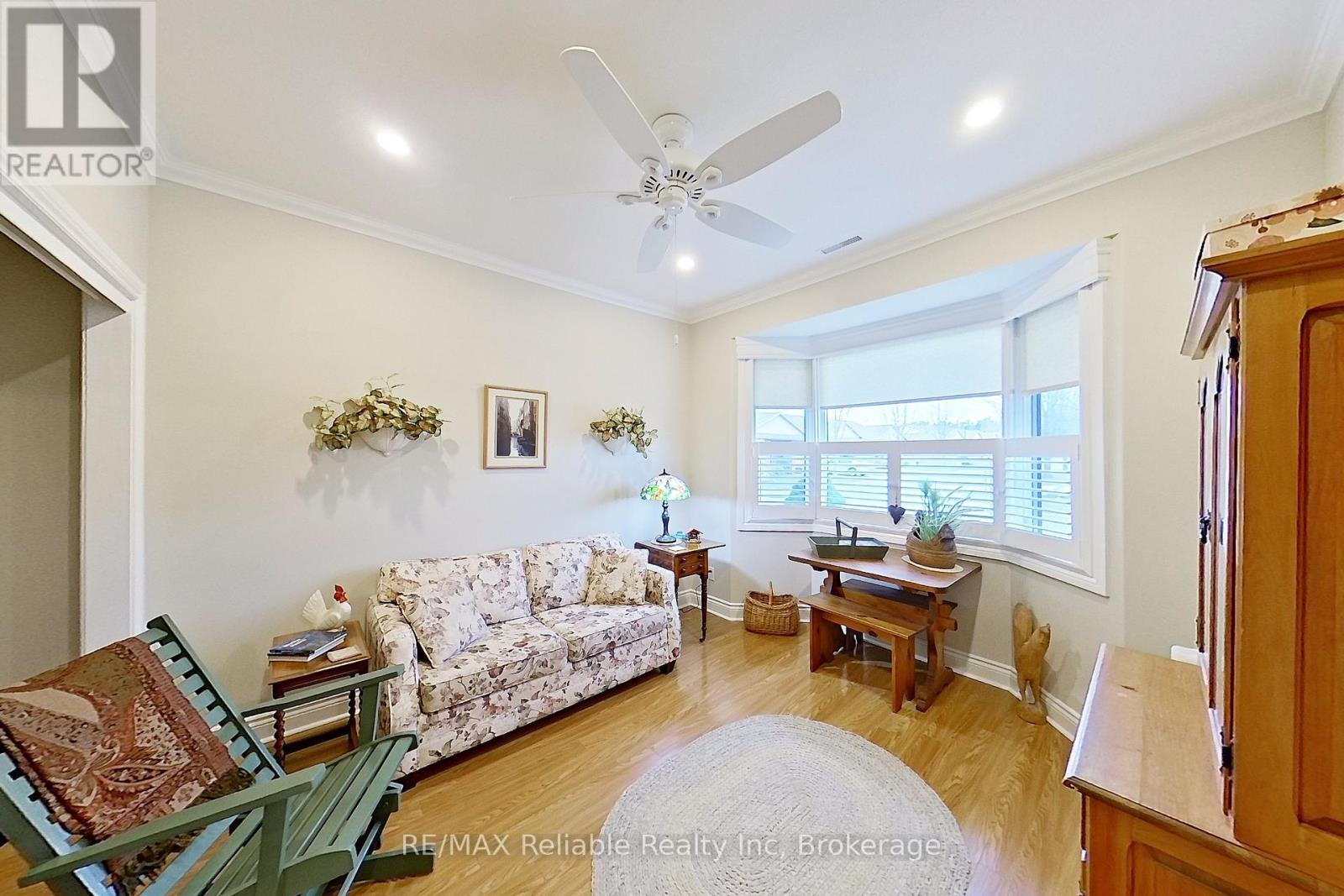 24 Bayfield Mews Lane, Bluewater, Ontario  N0M 1G0 - Photo 9 - X12982538