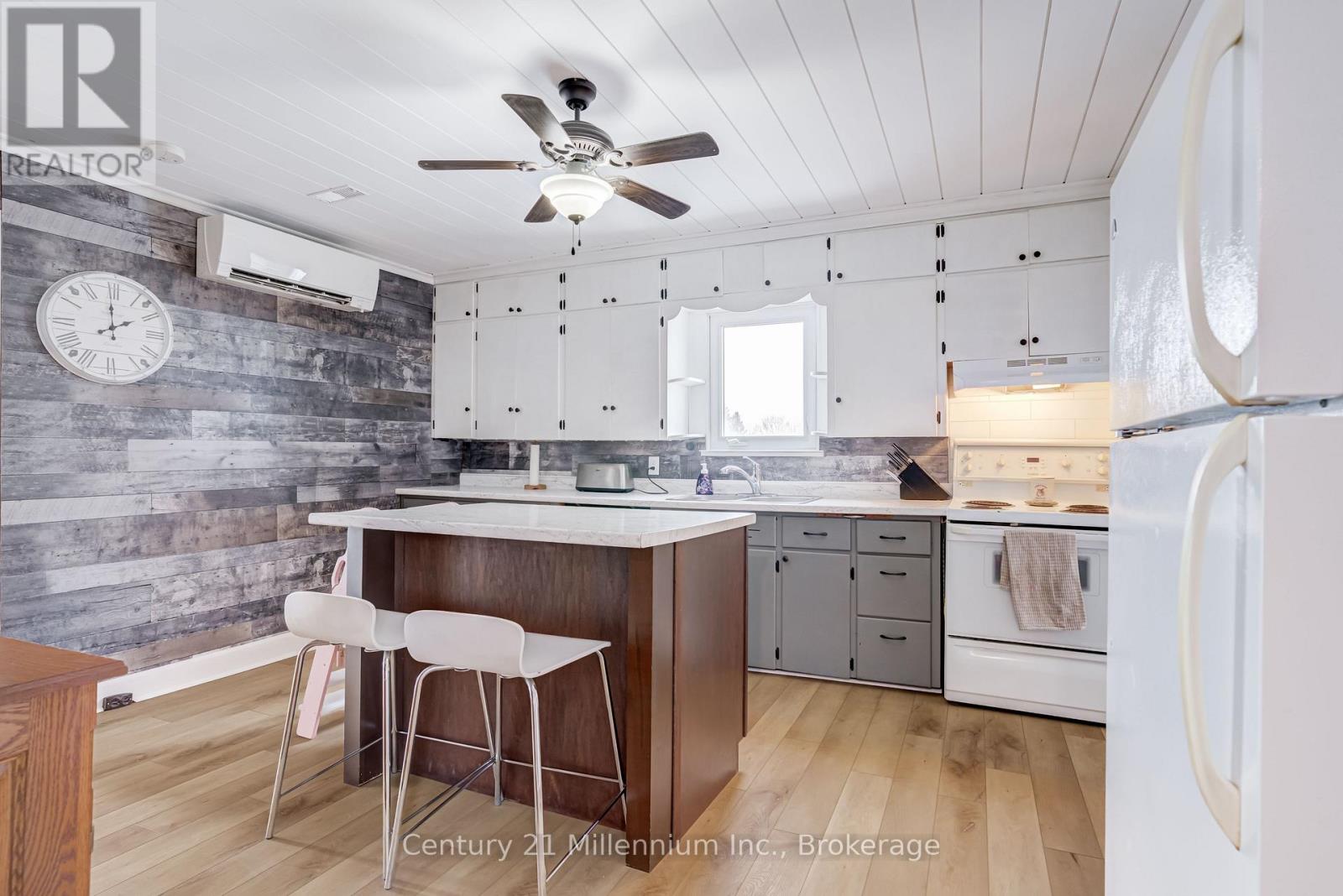 441090 Elm Street, Georgian Bluffs, Ontario  N0H 2T0 - Photo 11 - X12982590