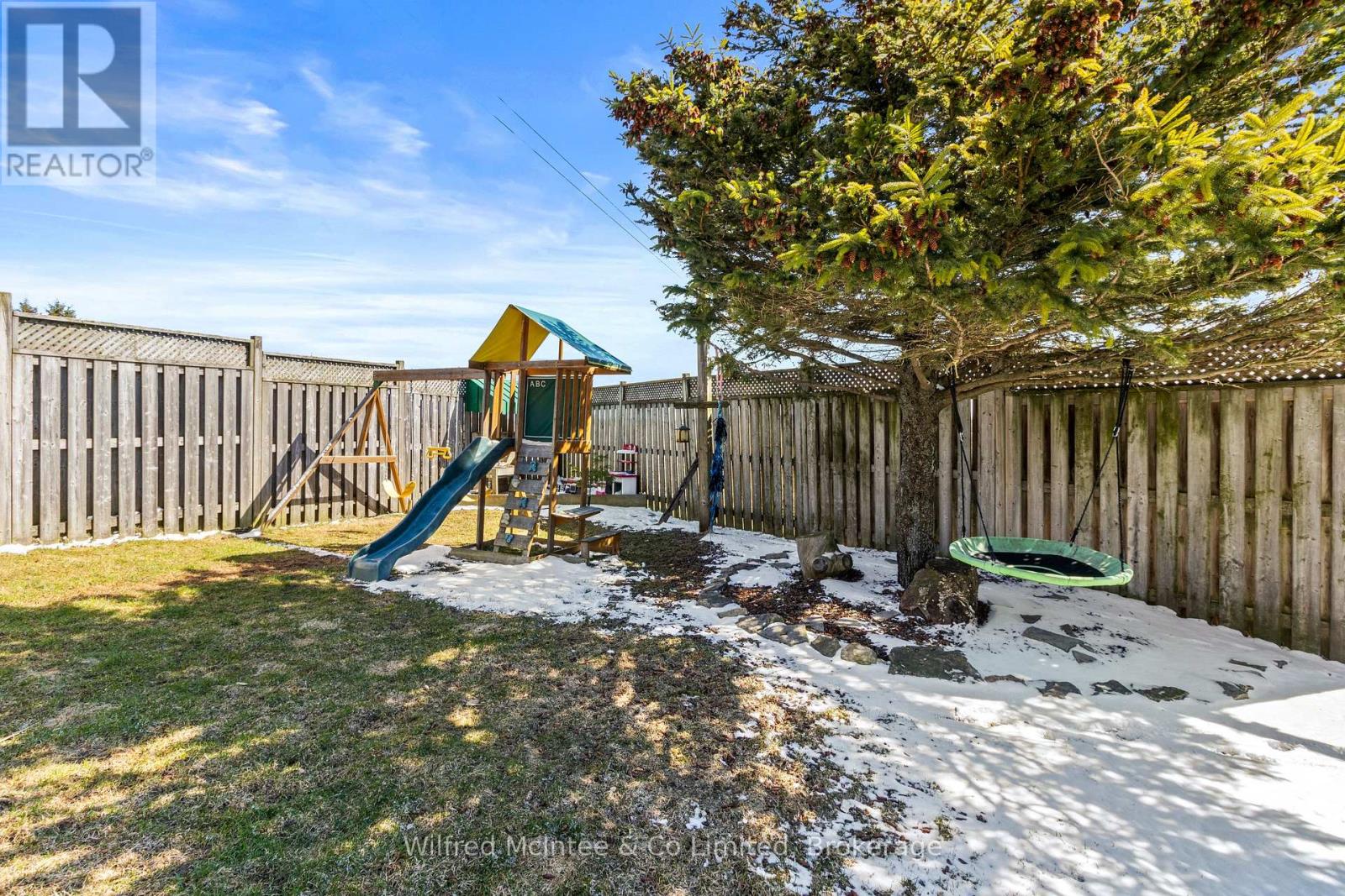 59 Dales Drive, Mapleton, Ontario  N0G 1P0 - Photo 38 - X12982602