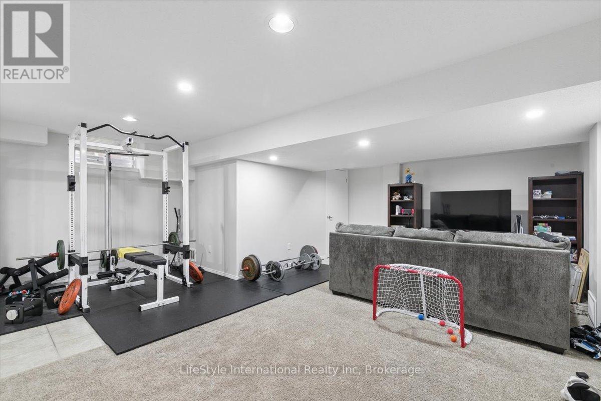 95 Houghton Street, Cambridge, Ontario  N3C 4L2 - Photo 22 - X12982608