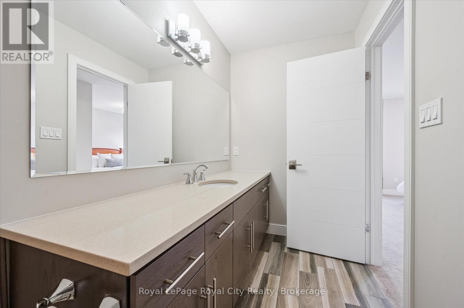 25 - 60 Arkell Road, Guelph, Ontario N1L 0N7 - Photo 33 - X12982616