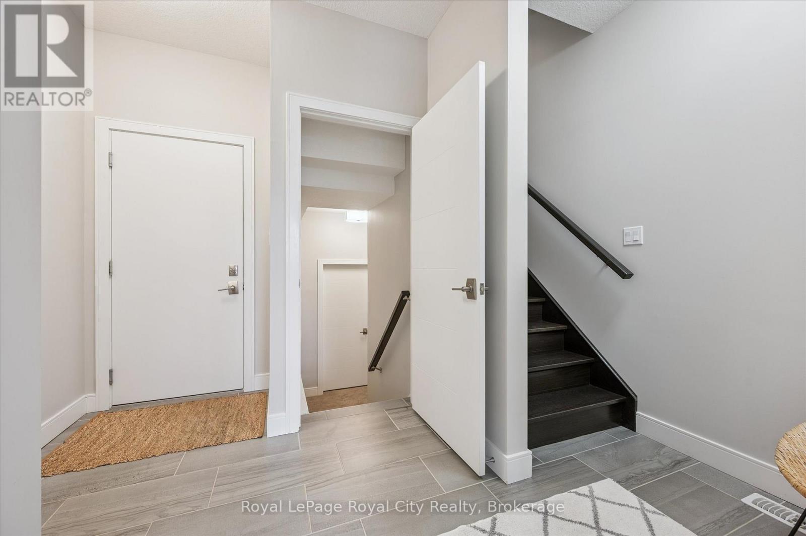 25 - 60 Arkell Road, Guelph, Ontario N1L 0N7 - Photo 39 - X12982616