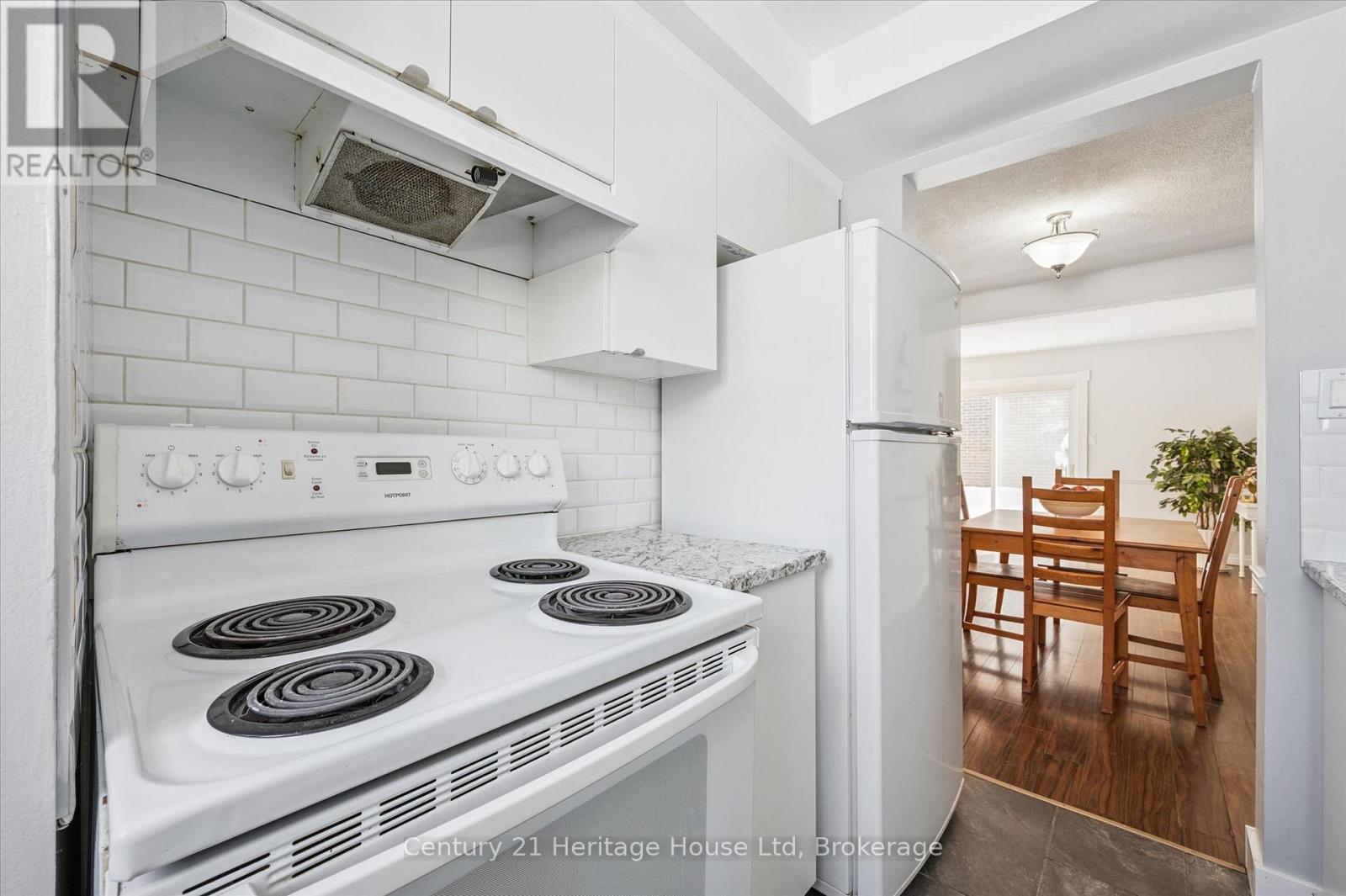 230 - 31 Greengate Road, Guelph, Ontario  N1H 6R3 - Photo 18 - X12982726