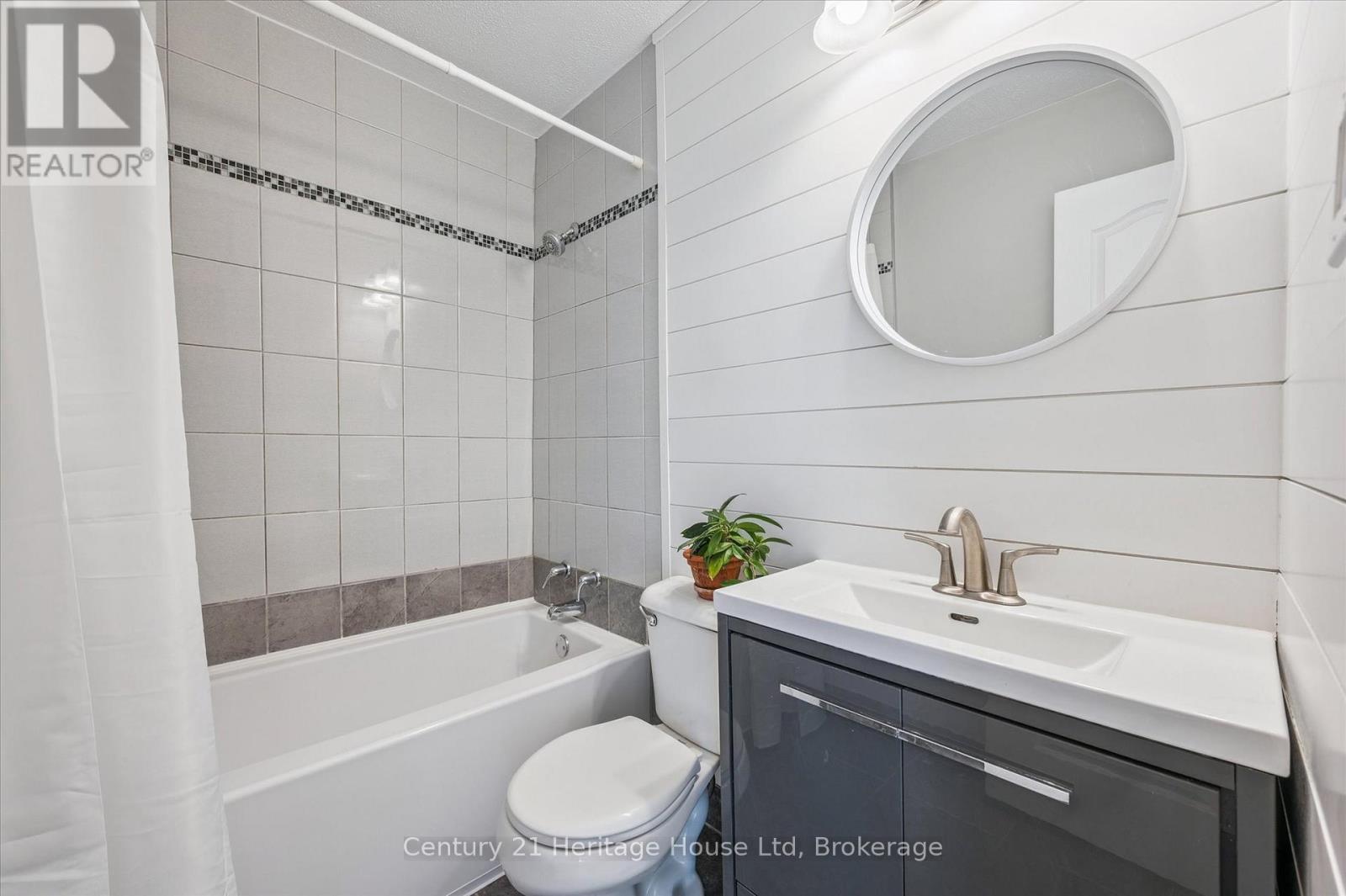 230 - 31 Greengate Road, Guelph, Ontario  N1H 6R3 - Photo 28 - X12982726