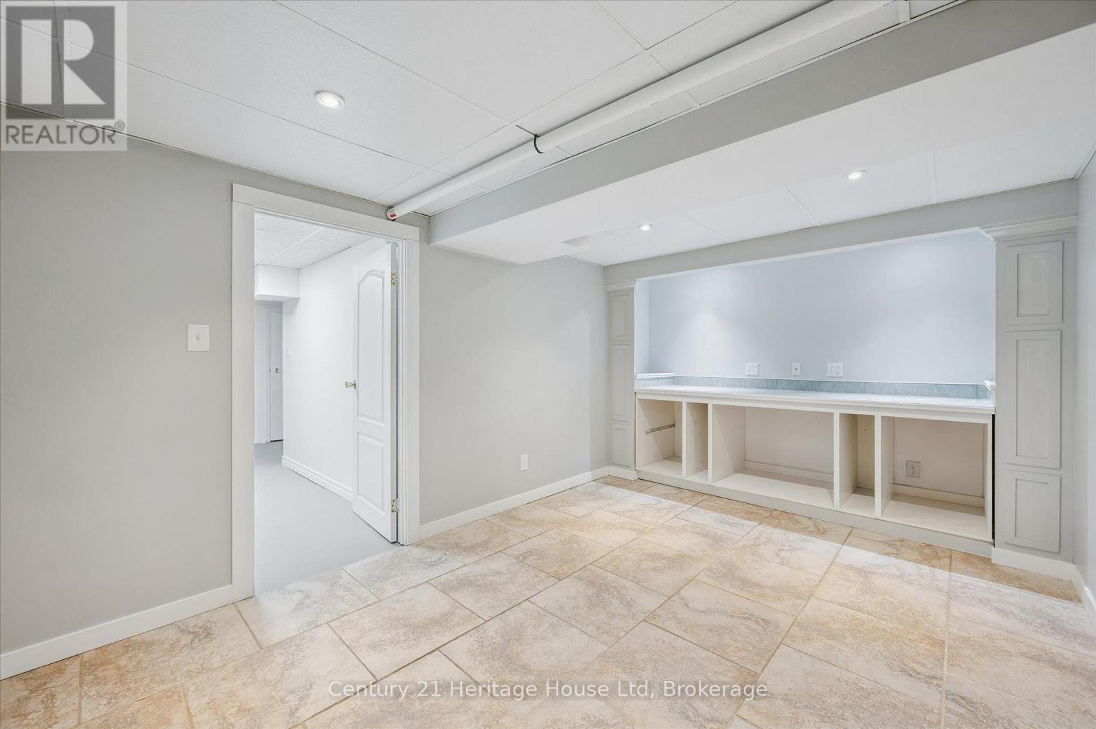 230 - 31 Greengate Road, Guelph, Ontario  N1H 6R3 - Photo 30 - X12982726