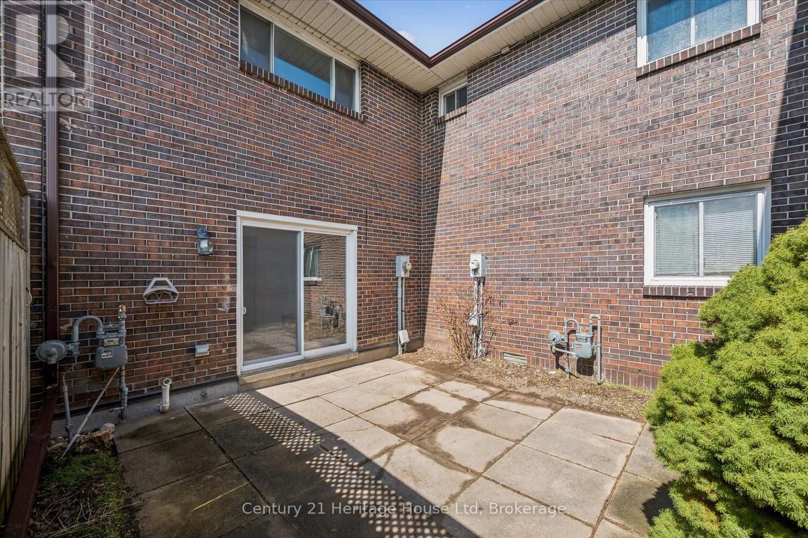 230 - 31 Greengate Road, Guelph, Ontario  N1H 6R3 - Photo 36 - X12982726