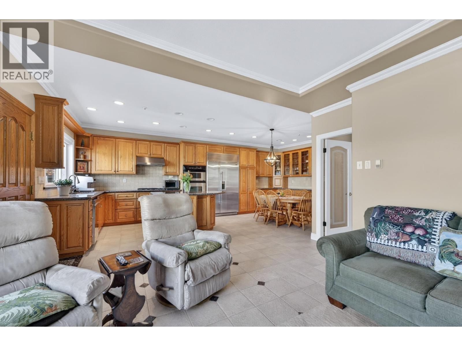 1627 E 34th Avenue, Vancouver, British Columbia V5P 1A2 - Photo 10 - R3108983