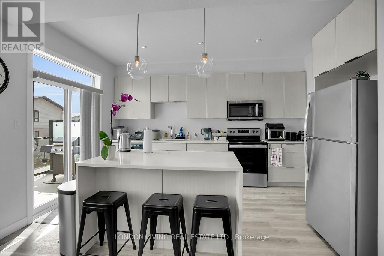 28 - 3380 Singleton Avenue, London South, Ontario  N6L 0E8 - Photo 11 - X12982594