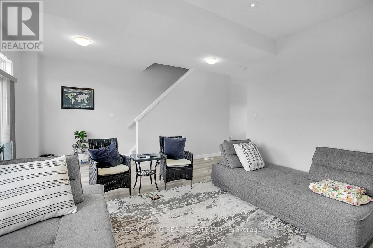 28 - 3380 Singleton Avenue, London South, Ontario  N6L 0E8 - Photo 20 - X12982594