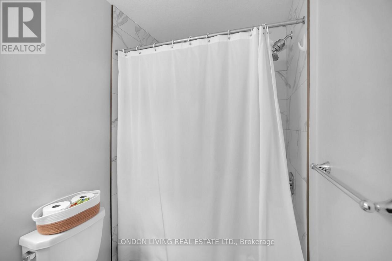 28 - 3380 Singleton Avenue, London South, Ontario  N6L 0E8 - Photo 27 - X12982594