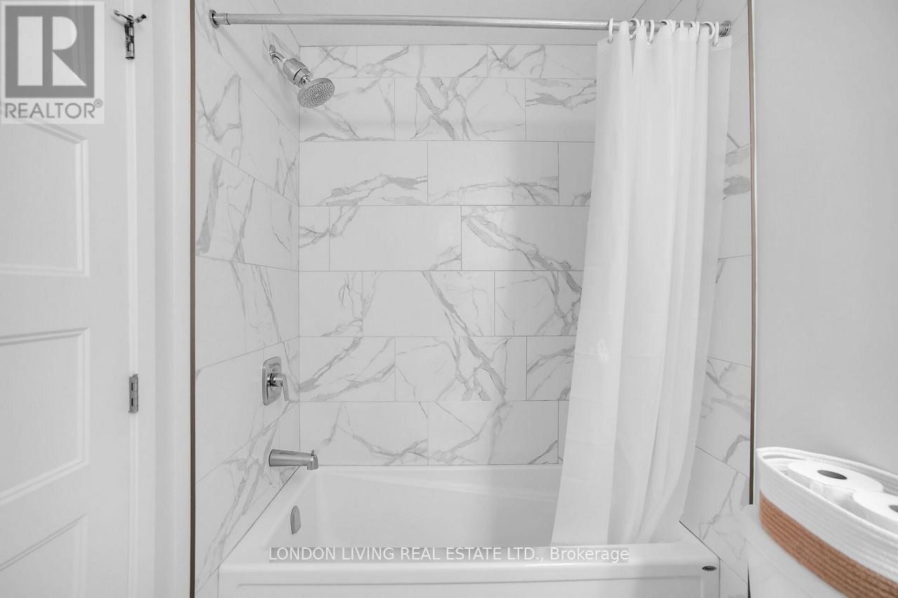 28 - 3380 Singleton Avenue, London South, Ontario  N6L 0E8 - Photo 29 - X12982594