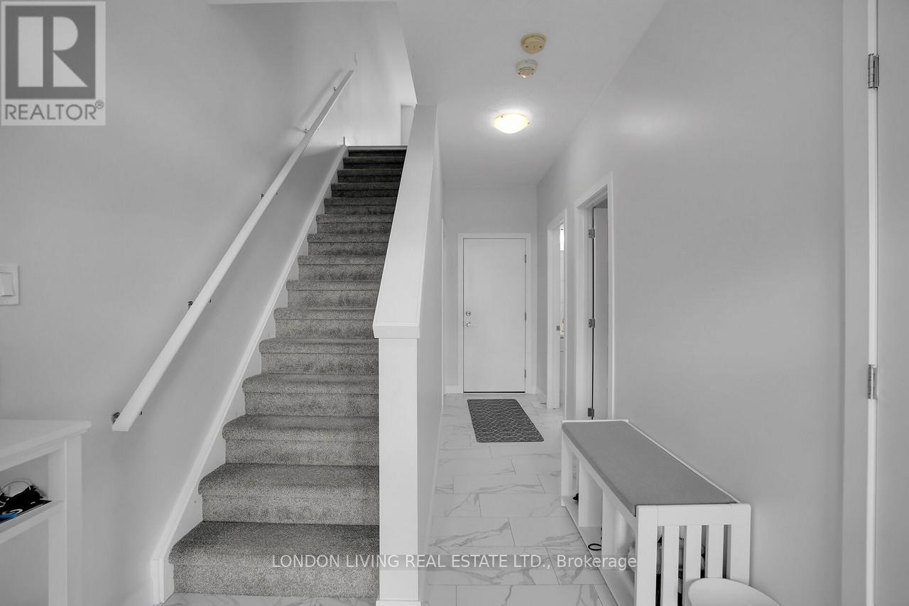 28 - 3380 Singleton Avenue, London South, Ontario  N6L 0E8 - Photo 5 - X12982594