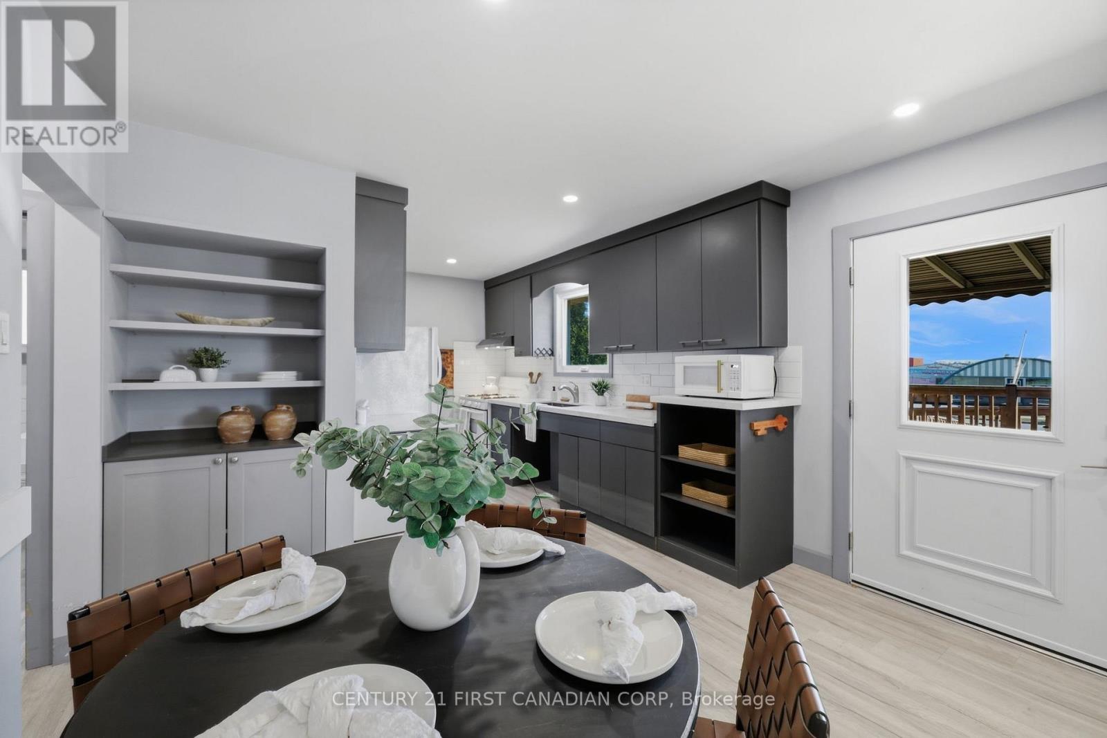 1878 Trafalgar Street, London East, Ontario  N5W 1X6 - Photo 12 - X12982746