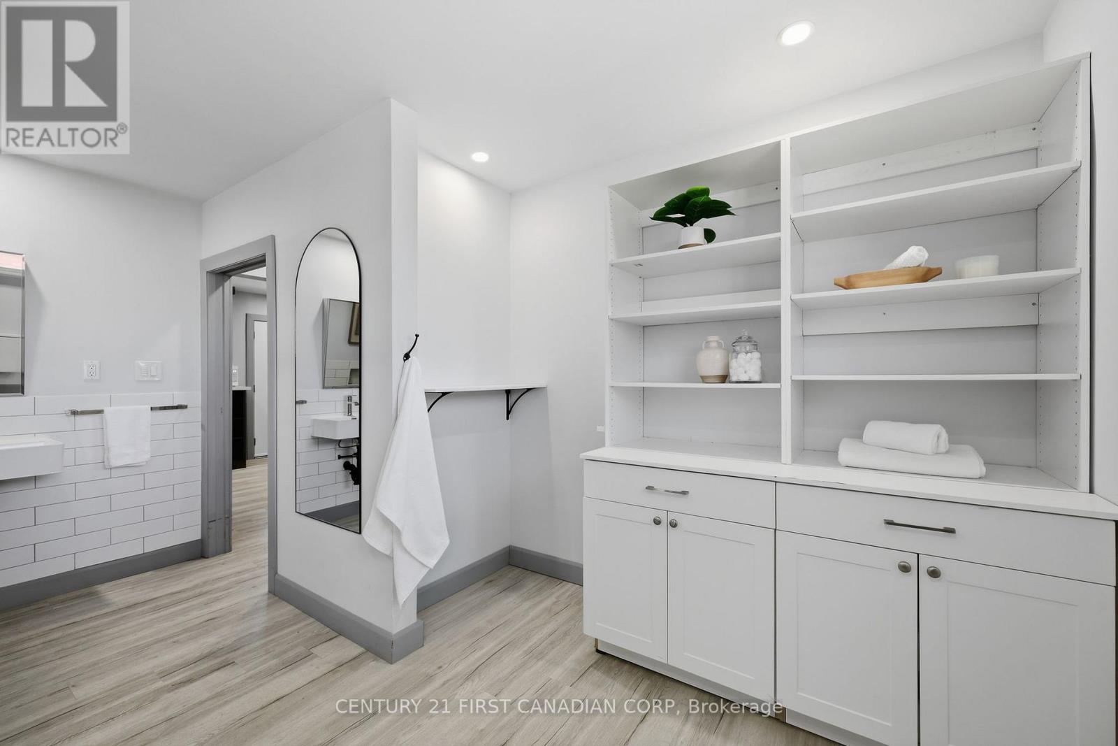 1878 Trafalgar Street, London East, Ontario  N5W 1X6 - Photo 24 - X12982746