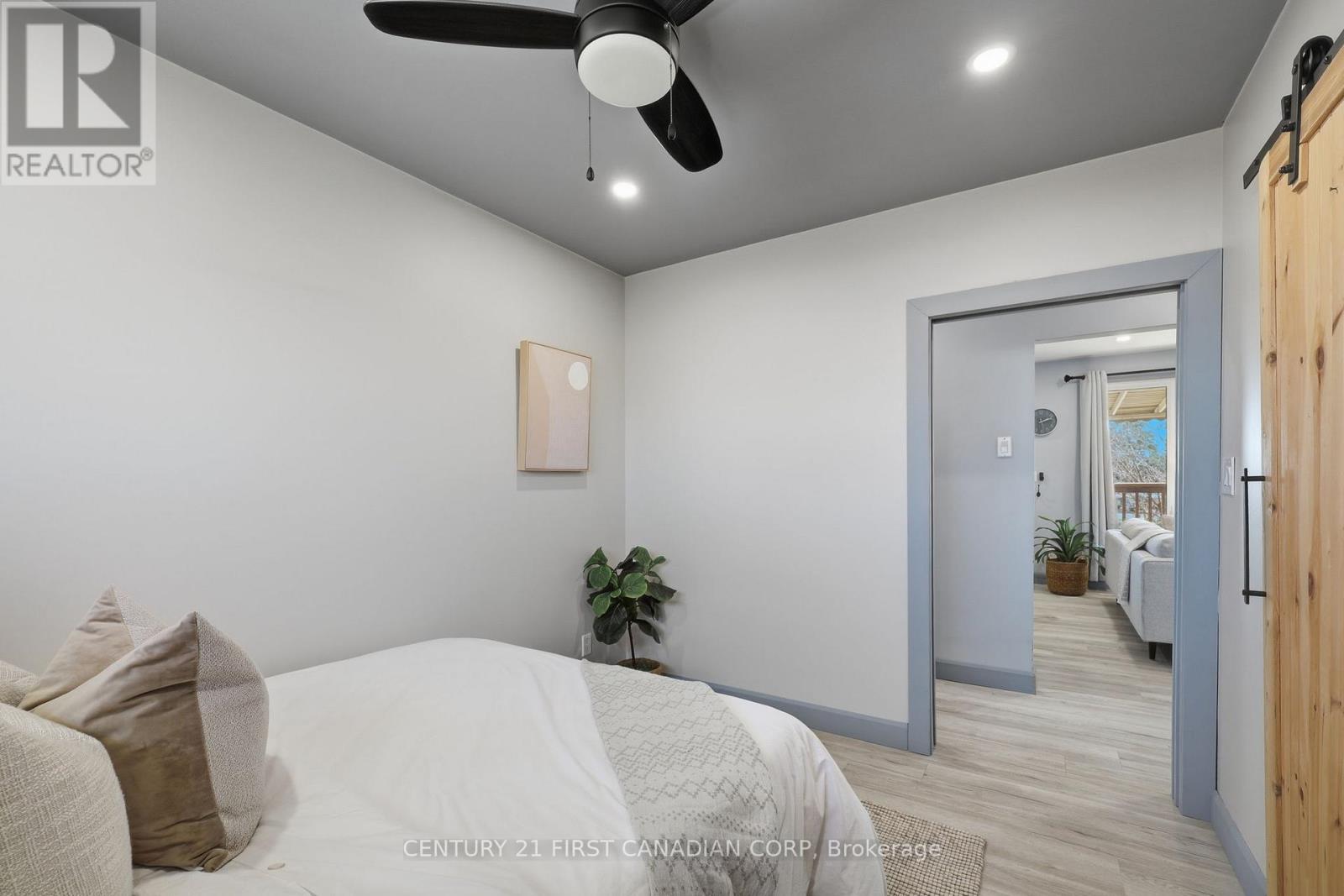 1878 Trafalgar Street, London East, Ontario  N5W 1X6 - Photo 27 - X12982746