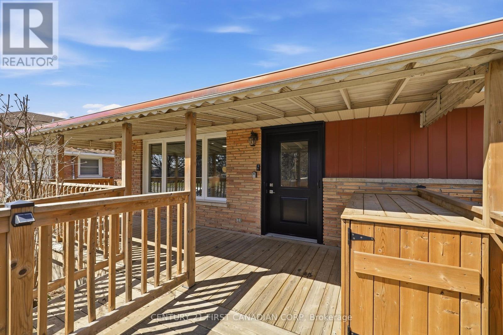 1878 Trafalgar Street, London East, Ontario  N5W 1X6 - Photo 3 - X12982746