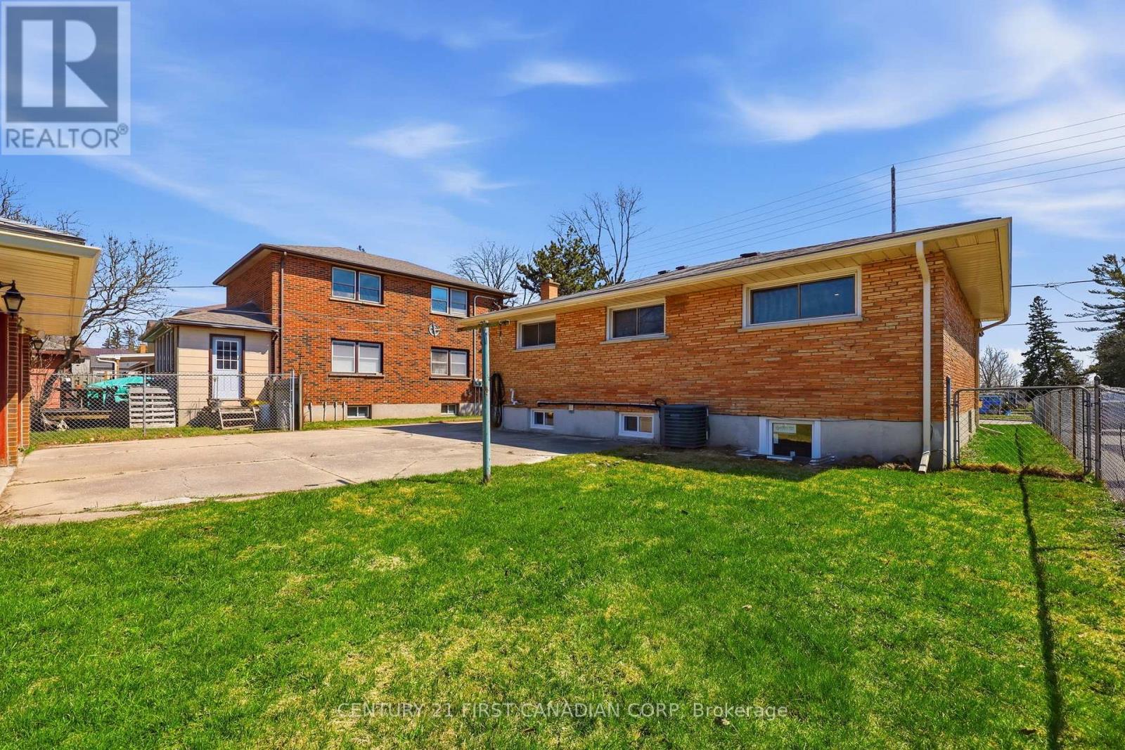 1878 Trafalgar Street, London East, Ontario  N5W 1X6 - Photo 44 - X12982746