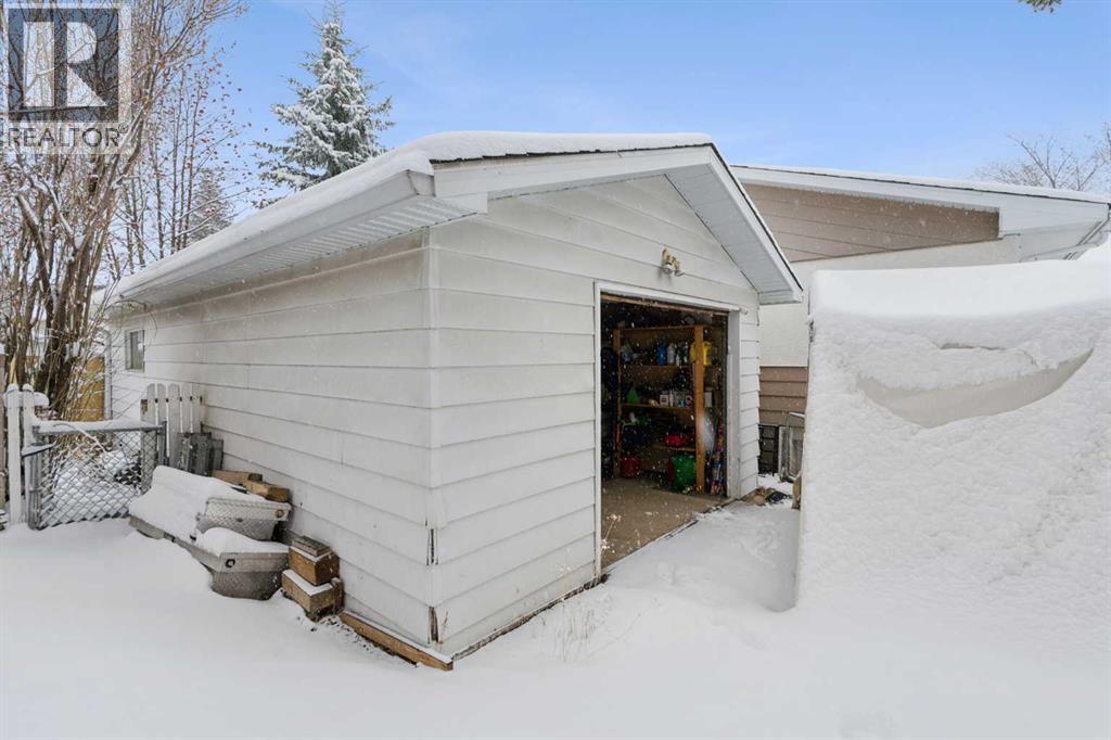 12 Westwood Crescent Sw, Calgary, Alberta  T3C 2W6 - Photo 23 - A2298134