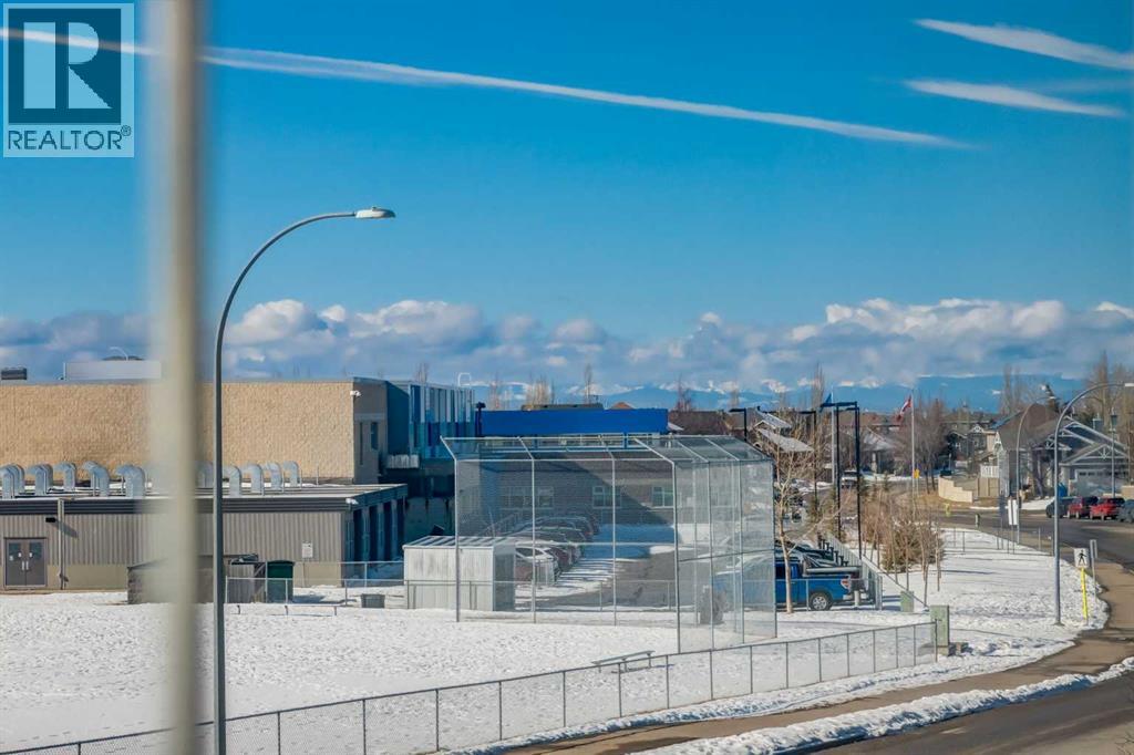 9023 Royal Oak Way NW, Calgary, Alberta  T3G 0A4 - Photo 19 - A2299525