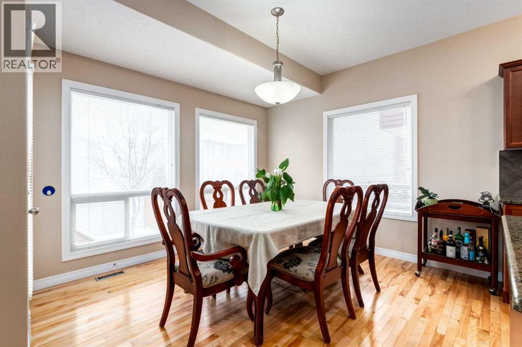 9023 Royal Oak Way NW, Calgary, Alberta  T3G 0A4 - Photo 8 - A2299525