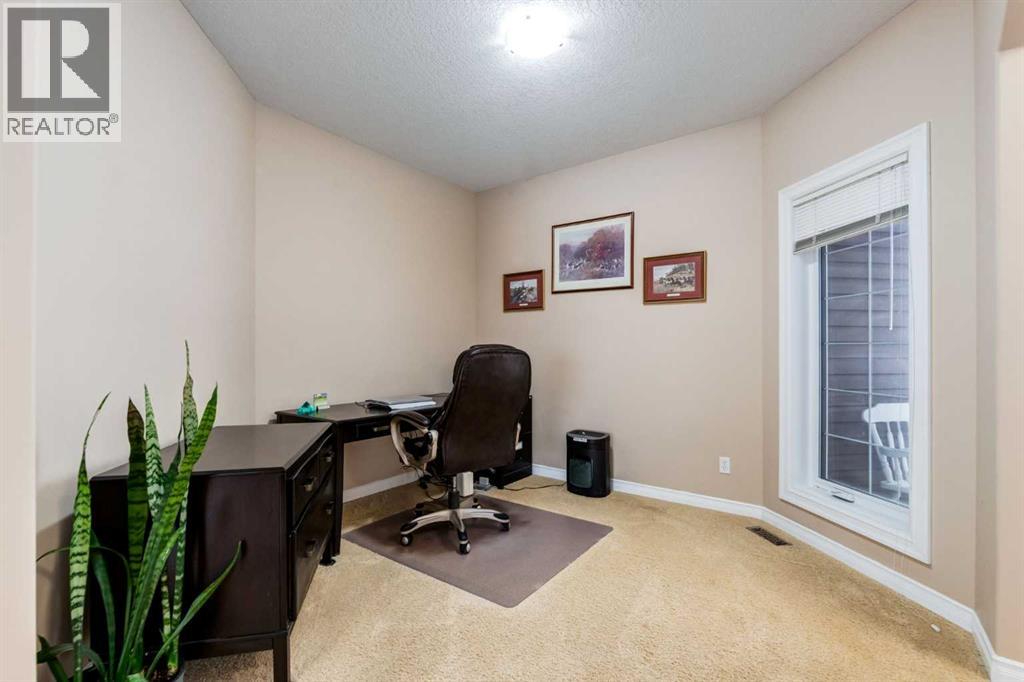 9023 Royal Oak Way NW, Calgary, Alberta  T3G 0A4 - Photo 13 - A2299525