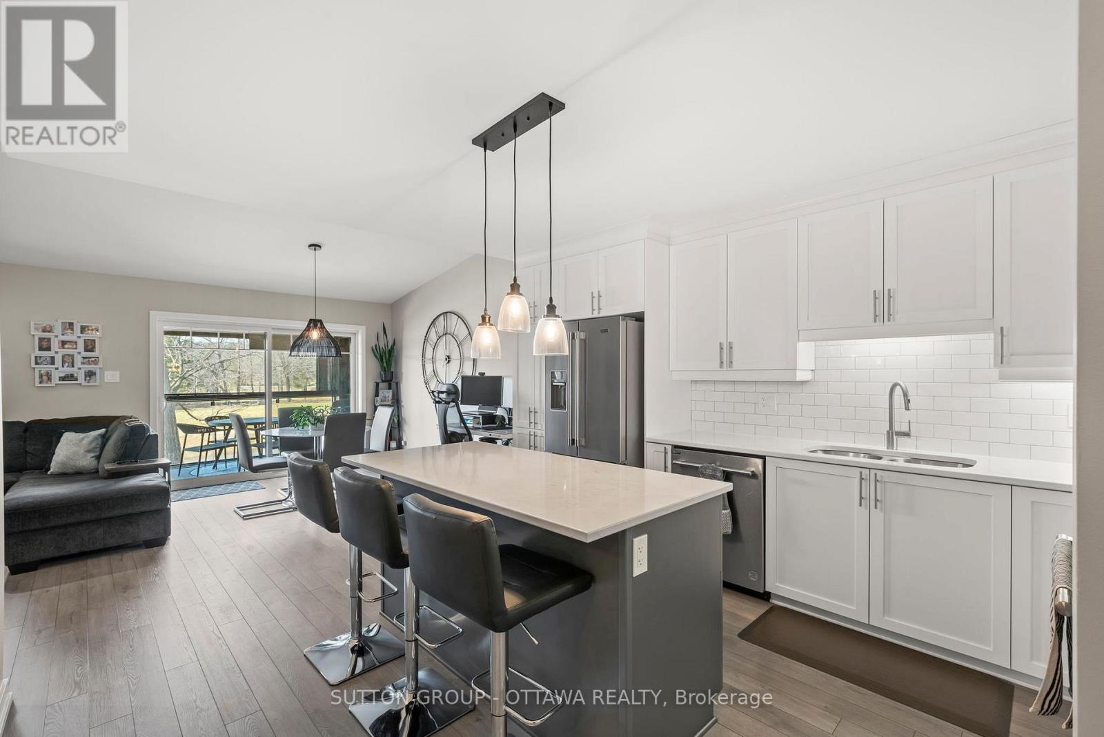 294 - 308 Masters Lane, Clarence-Rockland, Ontario  N1A 2W1 - Photo 6 - X12982510