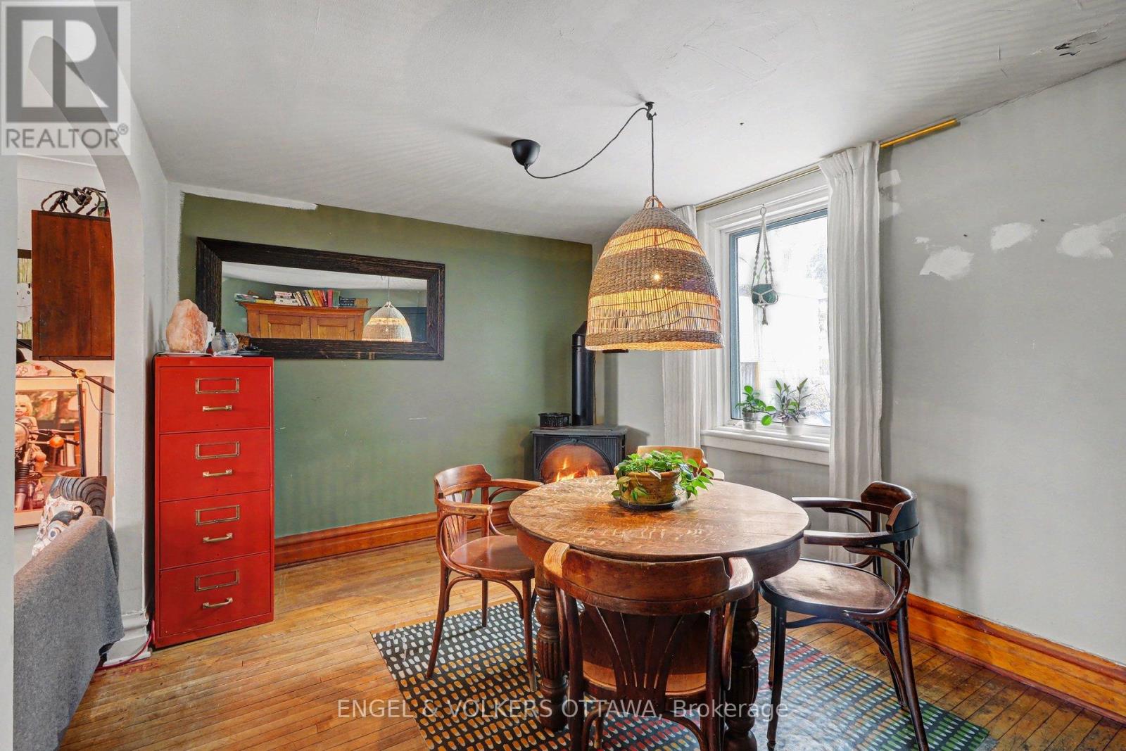 86 Pinhey Street, Ottawa, Ontario  K1Y 1T4 - Photo 8 - X12982512