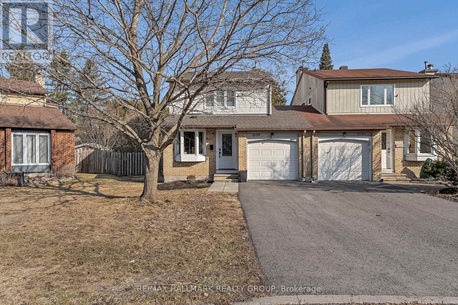 1059 Avignon Court, Ottawa, Ontario  K1C 2N4 - Photo 2 - X12982562