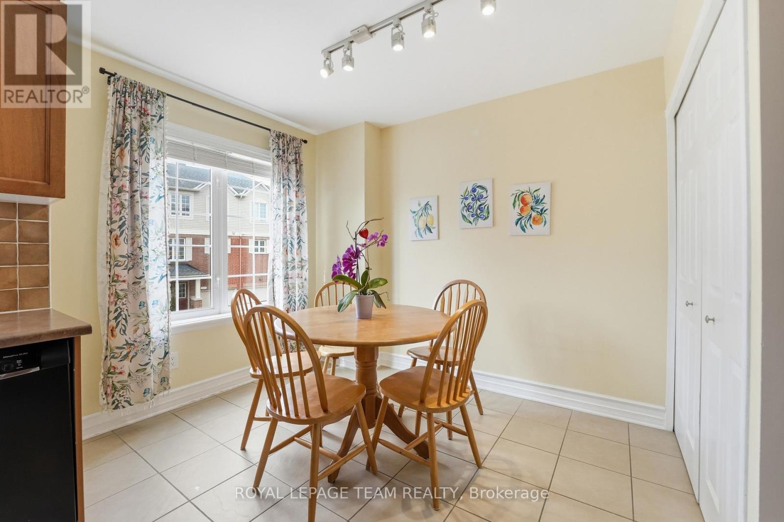 206 - 90 Edenvale Drive, Ottawa, Ontario  K2K 3N8 - Photo 20 - X12982720