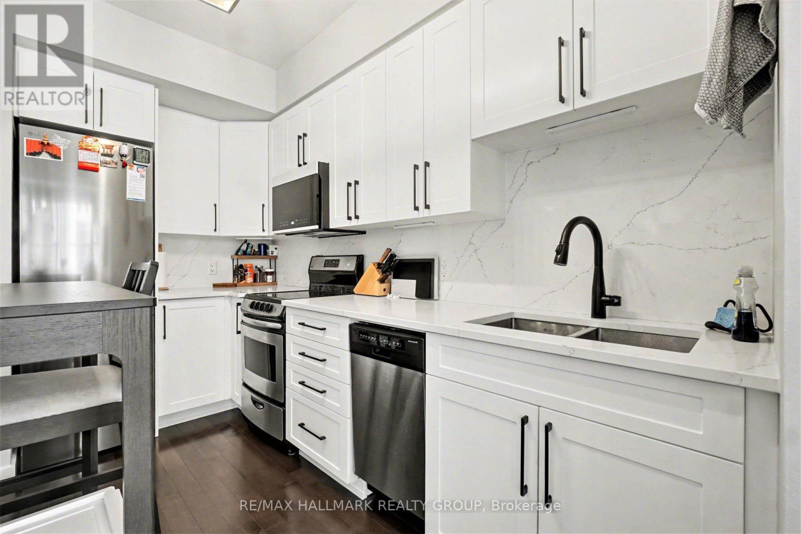 1502 - 40 Nepean Street, Ottawa, Ontario  K2P 0X5 - Photo 13 - X12982792