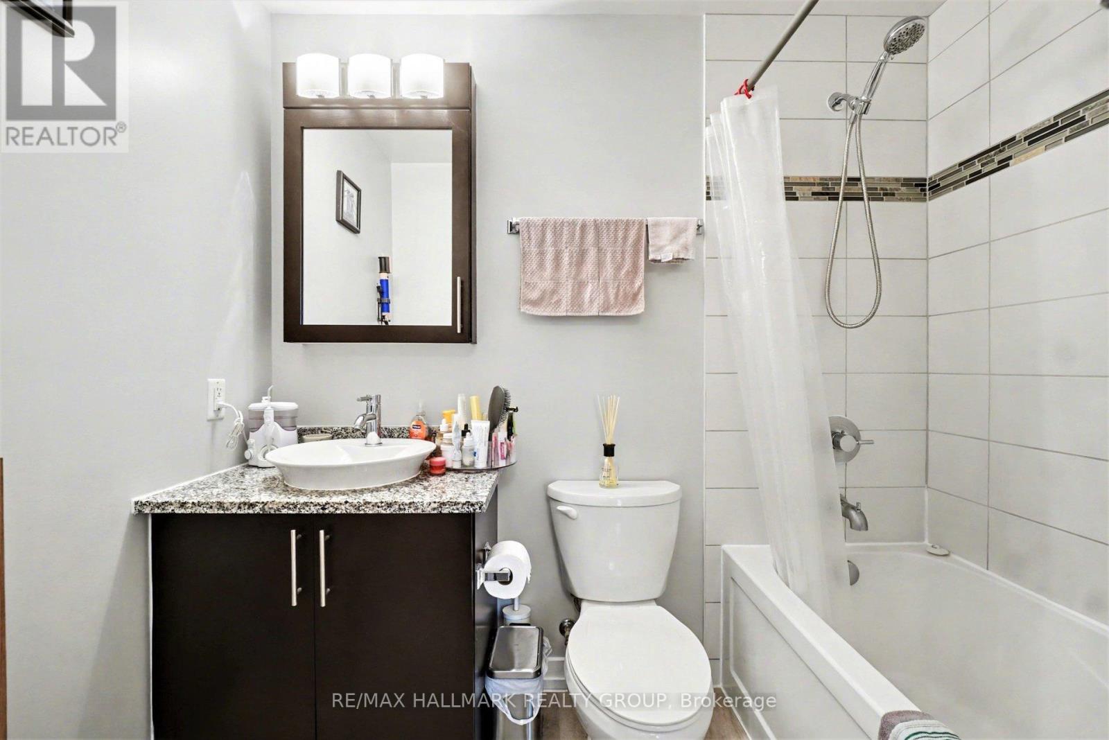 1502 - 40 Nepean Street, Ottawa, Ontario  K2P 0X5 - Photo 16 - X12982792