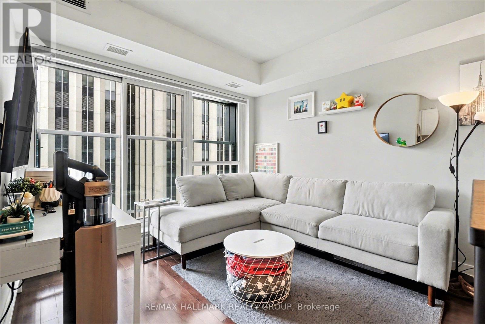 1502 - 40 Nepean Street, Ottawa, Ontario  K2P 0X5 - Photo 5 - X12982792