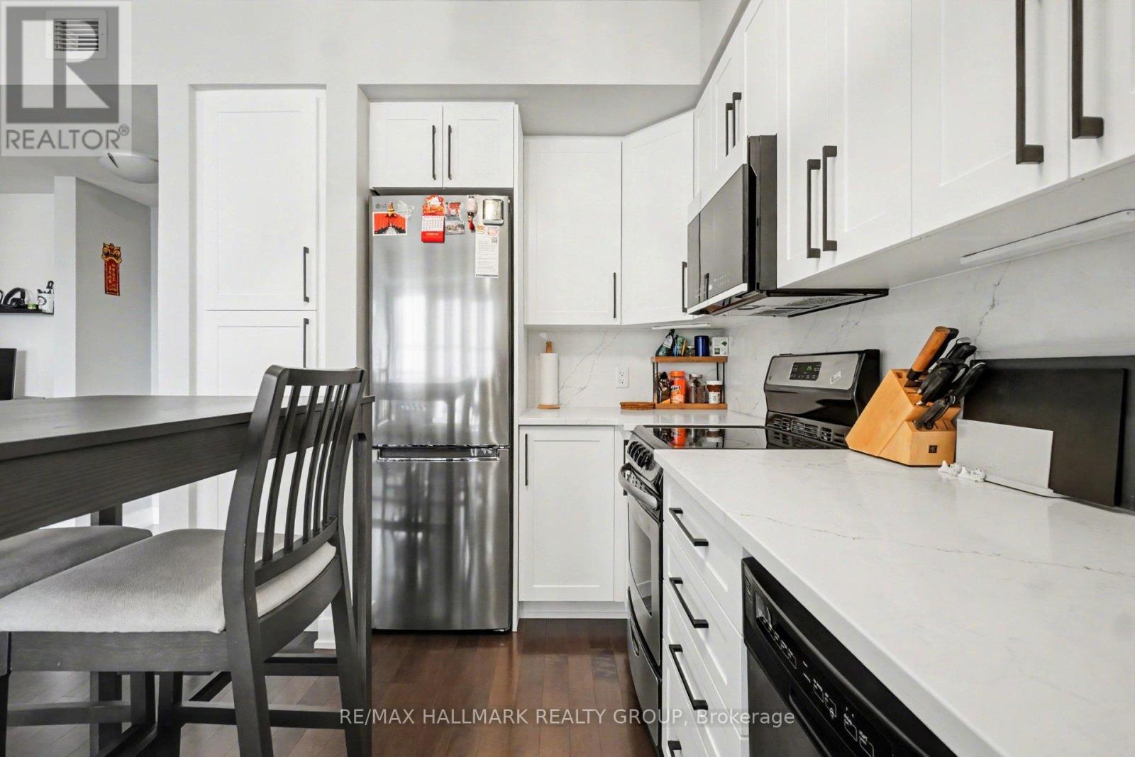 1502 - 40 Nepean Street, Ottawa, Ontario  K2P 0X5 - Photo 8 - X12982792