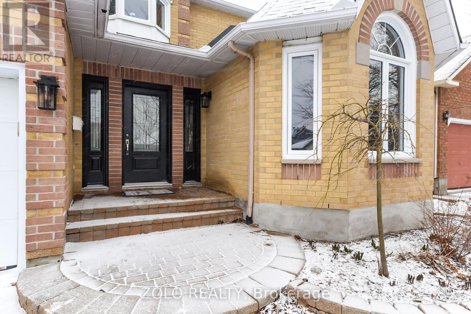 1392 Talcy Crescent, Ottawa, Ontario  K4A 3C4 - Photo 2 - X12982800