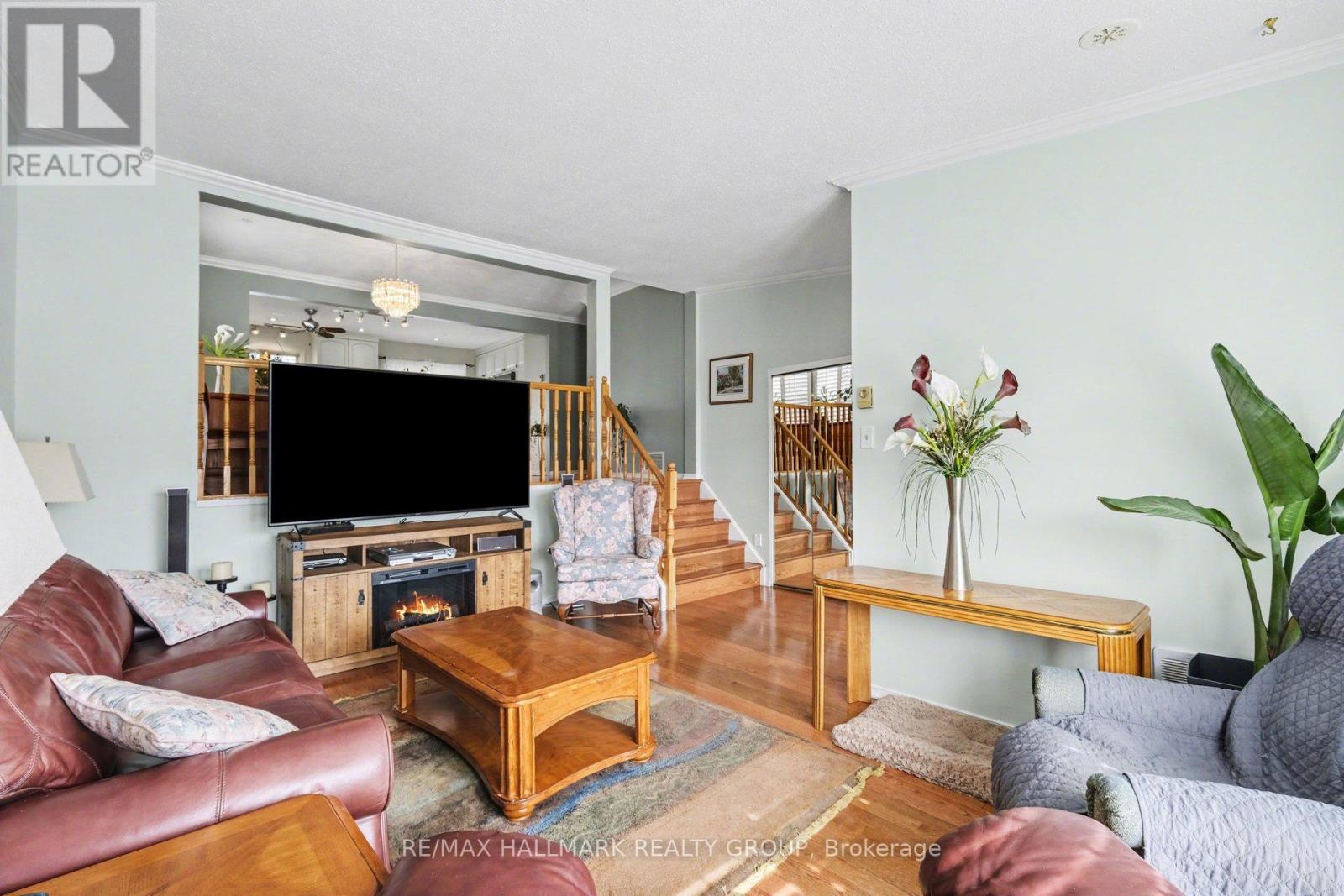 641 Wilkie Drive, Ottawa, Ontario K4A 1R8 - Photo 6 - X12982806