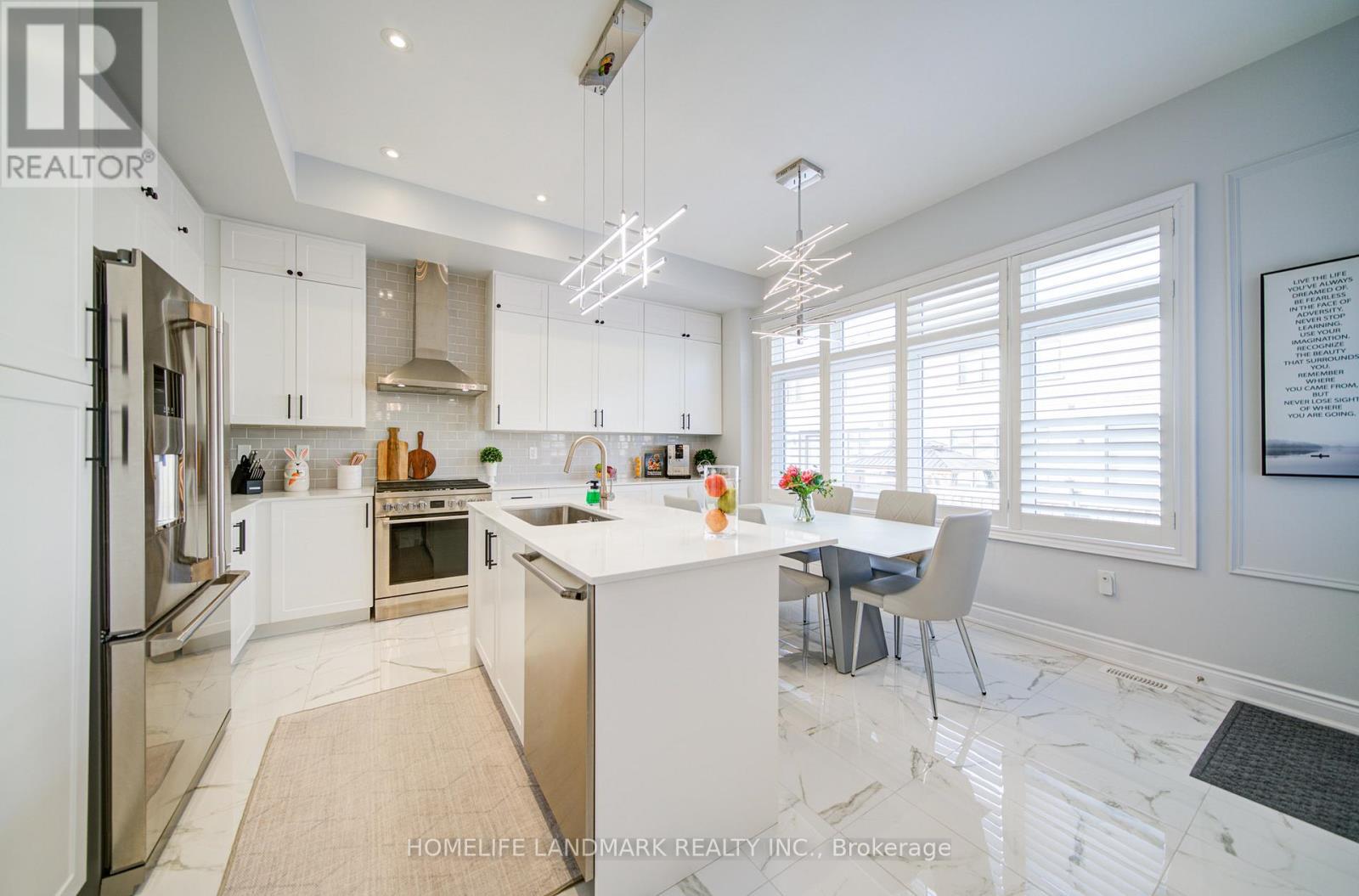 1369 Yellow Rose Circle, Oakville, Ontario  L6M 5L3 - Photo 9 - W12977154