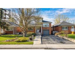 34 EDGE PARK AVENUE, Toronto, Ontario