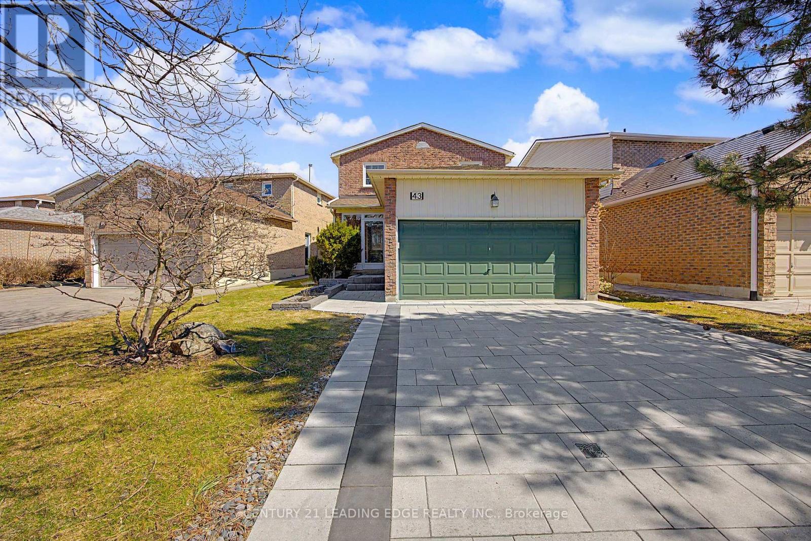 43 Nightstar Drive, Richmond Hill, Ontario  L4C 8H8 - Photo 32 - N12981820