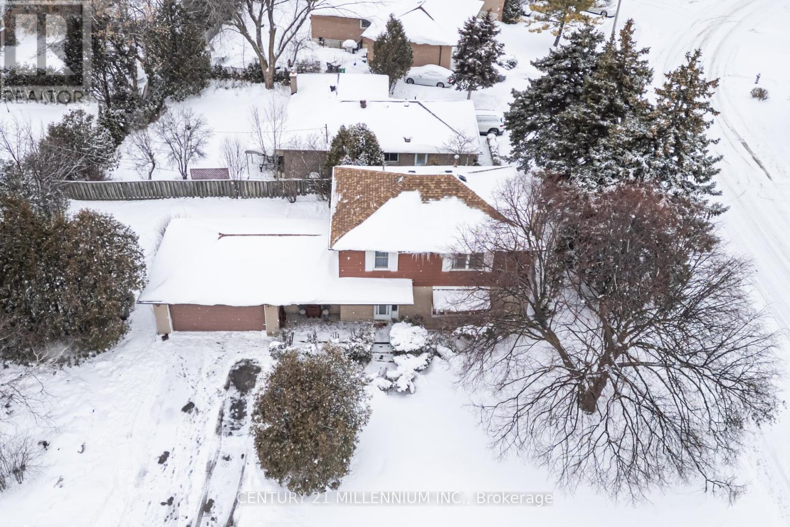 2 Durham Crescent, Brampton, Ontario  L6T 2X6 - Photo 34 - W12725370