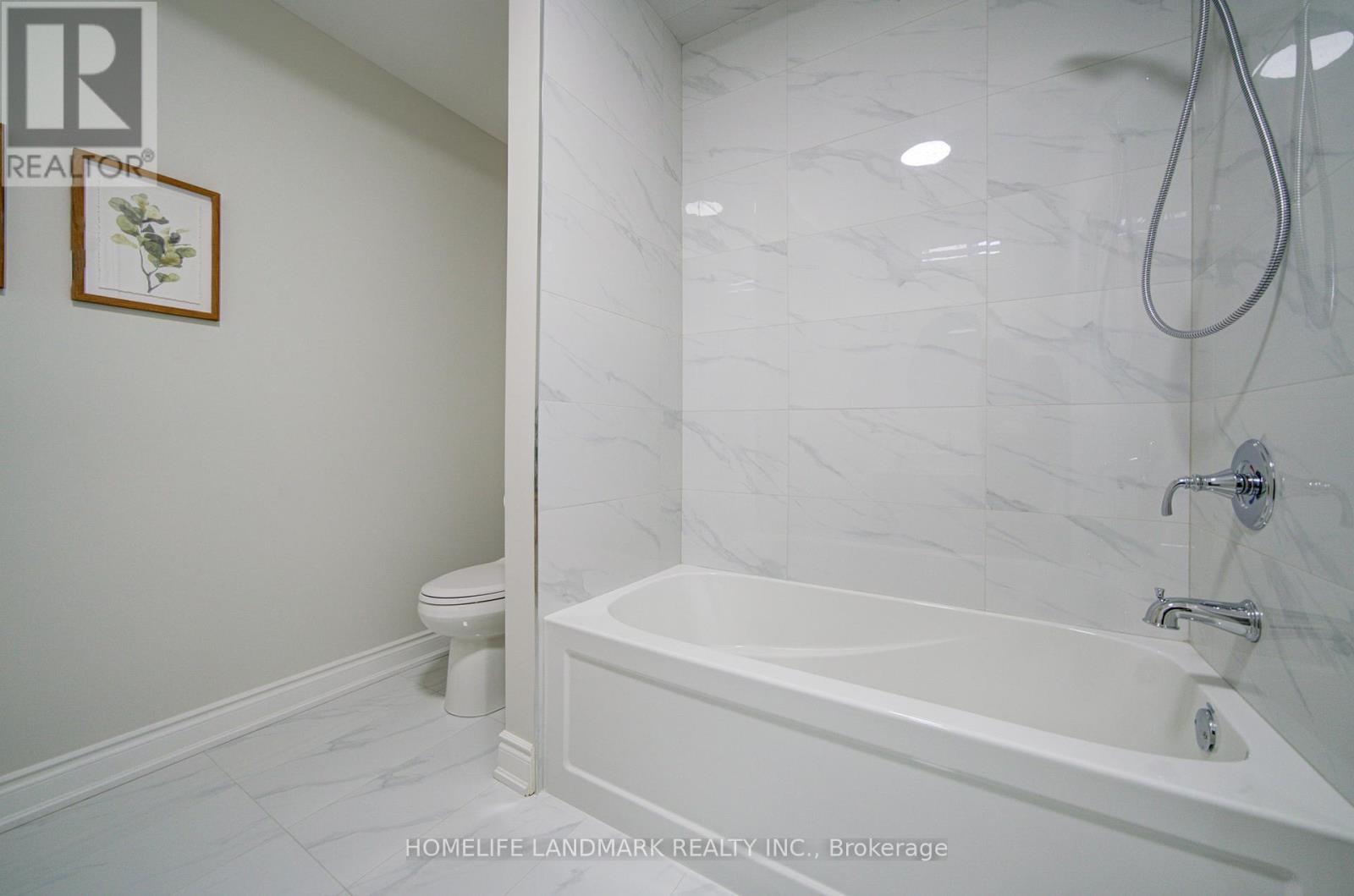 1369 Yellow Rose Circle, Oakville, Ontario  L6M 5L3 - Photo 30 - W12977154